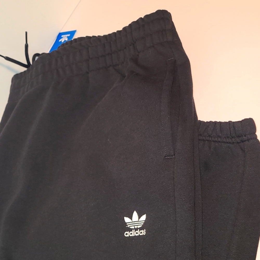 Adidas Black Sweatpants Casual Athletic Wear Unisex - Picture 5 of 5